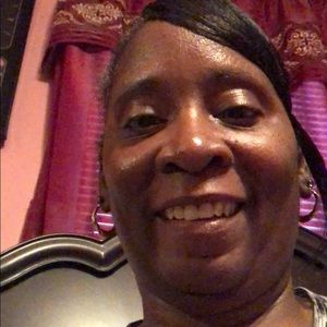 Meet your Posher, Carol